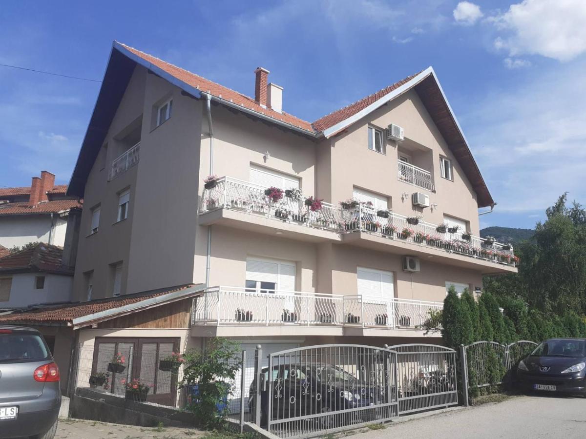 סוקו בניה M Apartments מראה חיצוני תמונה