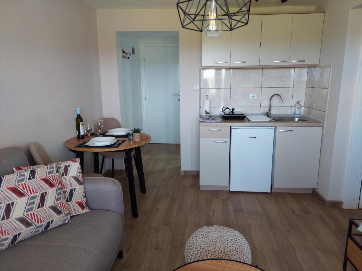 סוקו בניה M Apartments מראה חיצוני תמונה