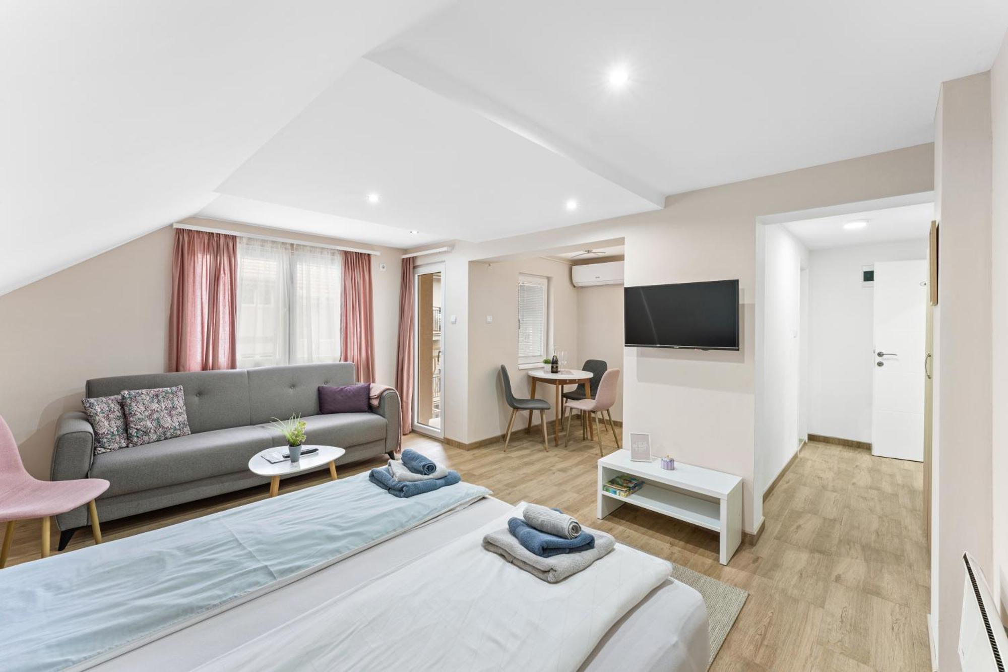 סוקו בניה M Apartments מראה חיצוני תמונה