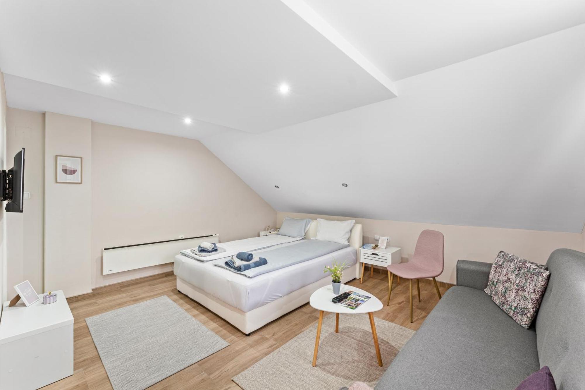 סוקו בניה M Apartments מראה חיצוני תמונה